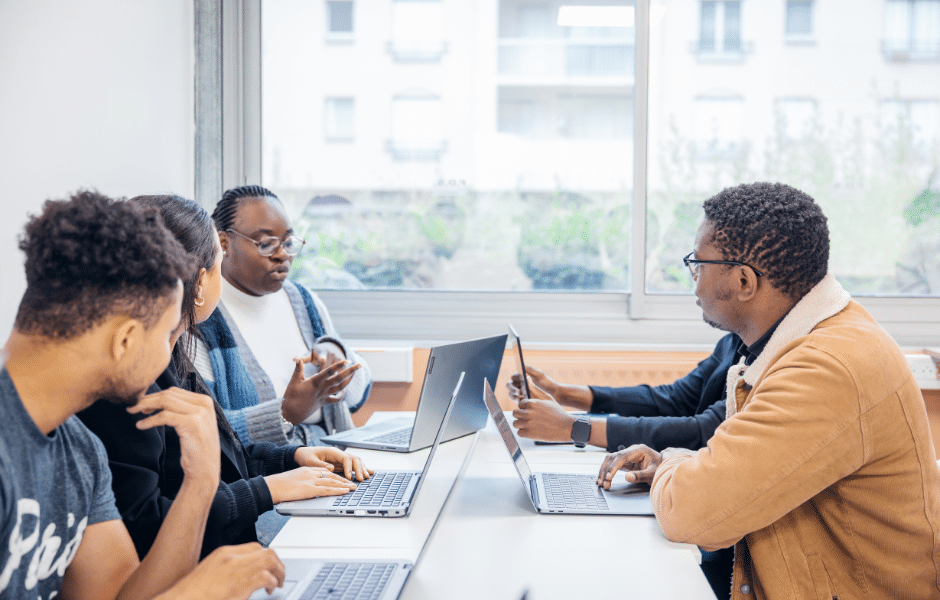 (Article) Félicitation à nos Bachelors pour la validation de leur diplôme